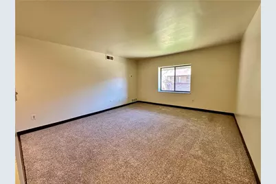 210 Electric Ave #B5, East Pittsburgh, PA 15112 - Photo 5