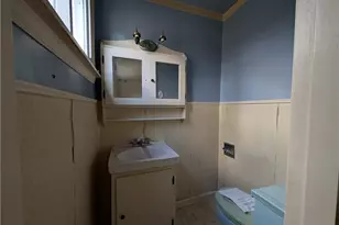 2139 Northwest Dr, North Huntingdon, PA 15642 - Photo 17