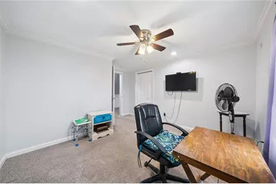 605 W Grant St, Houston, PA 15342 - Photo 23