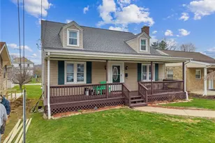 605 W Grant St, Houston, PA 15342 - Photo 3