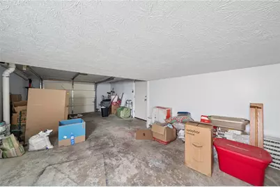 605 W Grant St, Houston, PA 15342 - Photo 29