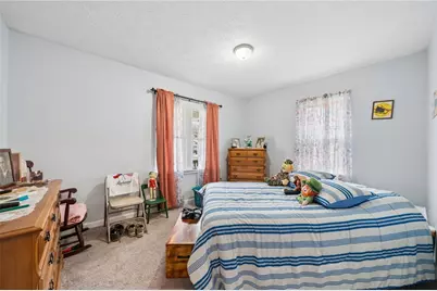 605 W Grant St, Houston, PA 15342 - Photo 17