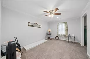 605 W Grant St, Houston, PA 15342 - Photo 23