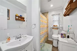 605 W Grant St, Houston, PA 15342 - Photo 17