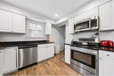 605 W Grant St, Houston, PA 15342 - Photo 13