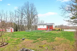 782 Foxwood Rd, Big Beaver, PA 16141 - Photo 7