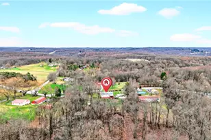 782 Foxwood Rd, Big Beaver, PA 16141 - Photo 9