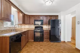 1318 Cathell Rd, Pittsburgh, PA 15236 - Photo 13