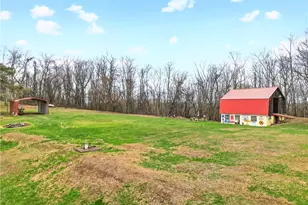 772 Foxwood Rd, Big Beaver, PA 16141 - Photo 7