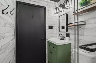 246 Hickory St, Kennedy Township, PA 15136 - Photo 17