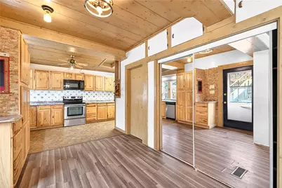 15 Montour St, Canonsburg, PA 15317 - Photo 5