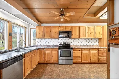 15 Montour St, Canonsburg, PA 15317 - Photo 7