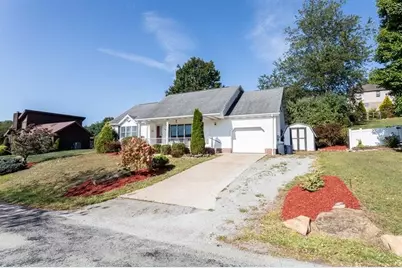 137 Mellingertown Road, Mount Pleasant Township, PA 15666 - Photo 3