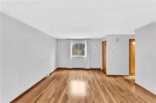 221 Sharon Dr, Pittsburgh, PA 15221 - Photo 9