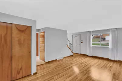 221 Sharon Drive, Pittsburgh, PA 15221 - Photo 11