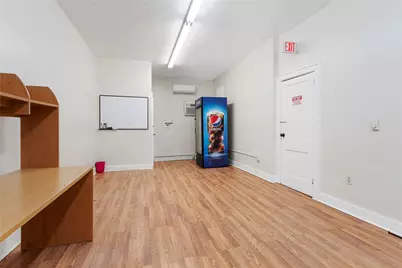 2114 Broadway Ave, Beechview, PA 15216 - Photo 31