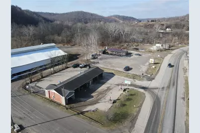 588 W High St - 118 School Dr, Franklin Township, PA 15370 - Photo 23