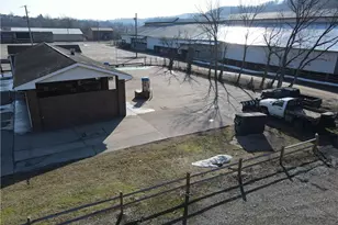 588 W High St - 118 School Dr, Franklin Township, PA 15370 - Photo 33