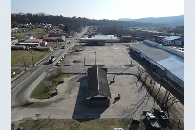 588 W High St - 118 School Dr, Franklin Township, PA 15370 - Photo 27