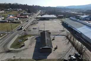 588 W High St - 118 School Dr, Franklin Township, PA 15370 - Photo 27