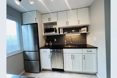 405 Parkwood Dr, Cranberry Township, PA 16066 - Photo 15