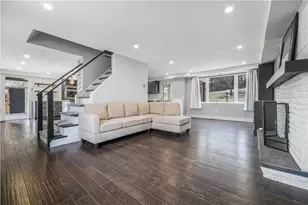 326 Sycamore St, Findlay Township, PA 15126 - Photo 9