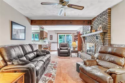 454 Cherokee Dr, Center Township, PA 16001 - Photo 7