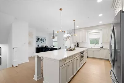 423 Magnolia Dr, Peters Township, PA 15367 - Photo 11