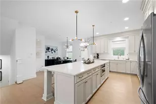 423 Magnolia Dr, Peters Township, PA 15367 - Photo 11