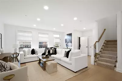 423 Magnolia Dr, Peters Township, PA 15367 - Photo 3