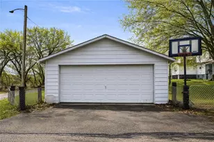 458-460 1st St, East Bethlehem, PA 15368 - Photo 5