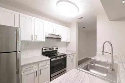 1108 Bridle Trail, Moon/Crescent Twp, PA 15108 - Photo 9