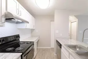 1305 Bridle Trail, Moon/Crescent Twp, PA 15108 - Photo 5