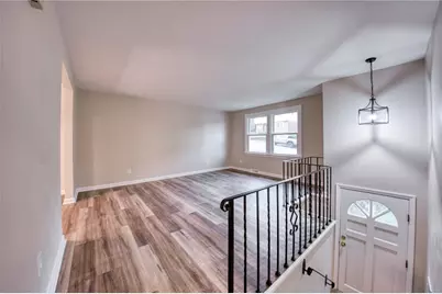 762 Cedarwood Dr, Pittsburgh, PA 15235 - Photo 3