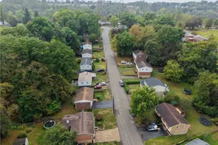 762 Cedarwood Dr, Pittsburgh, PA 15235 - Photo 15