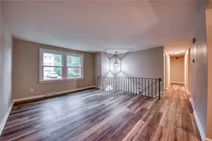 762 Cedarwood Dr, Pittsburgh, PA 15235 - Photo 5