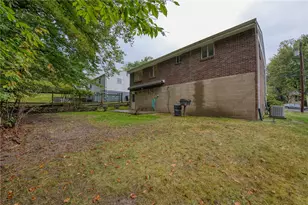 762 Cedarwood Dr, Pittsburgh, PA 15235 - Photo 35