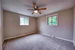 762 Cedarwood Dr, Pittsburgh, PA 15235 - Photo 37