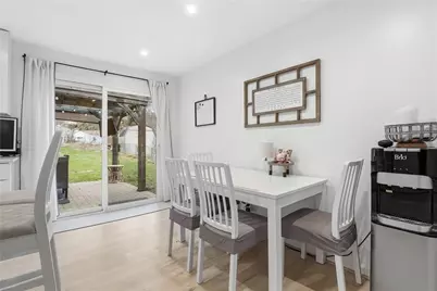 836 Lindenwood Dr, Pittsburgh, PA 15234 - Photo 9