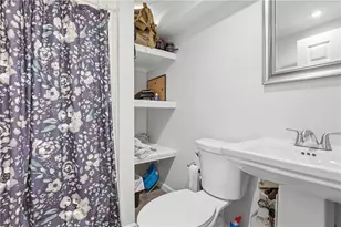 836 Lindenwood Dr, Pittsburgh, PA 15234 - Photo 27