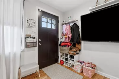 836 Lindenwood Dr, Pittsburgh, PA 15234 - Photo 5