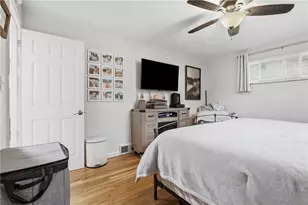 836 Lindenwood Dr, Pittsburgh, PA 15234 - Photo 17