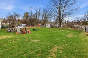 836 Lindenwood Dr, Pittsburgh, PA 15234 - Photo 29