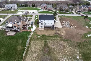 209 Fox Run Dr, Peters Township, PA 15367 - Photo 7