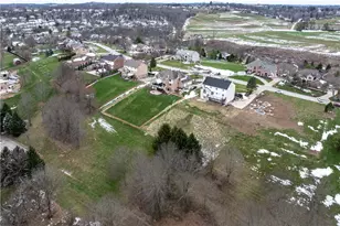 209 Fox Run Dr, Peters Township, PA 15367 - Photo 13