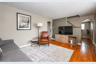 107 Hoffman St, Pittsburgh, PA 15116 - Photo 3