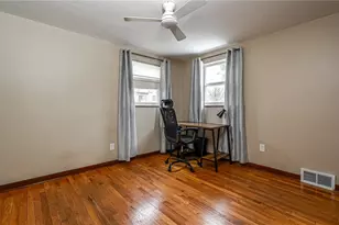 107 Hoffman St, Pittsburgh, PA 15116 - Photo 9