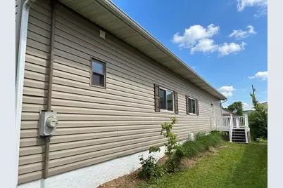 749 Parkway Dr, Springdale Township, PA 15049 - Photo 3