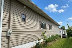 749 Parkway Dr, Springdale Township, PA 15049 - Photo 3