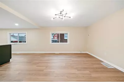 749 Parkway Dr, Springdale Township, PA 15049 - Photo 9